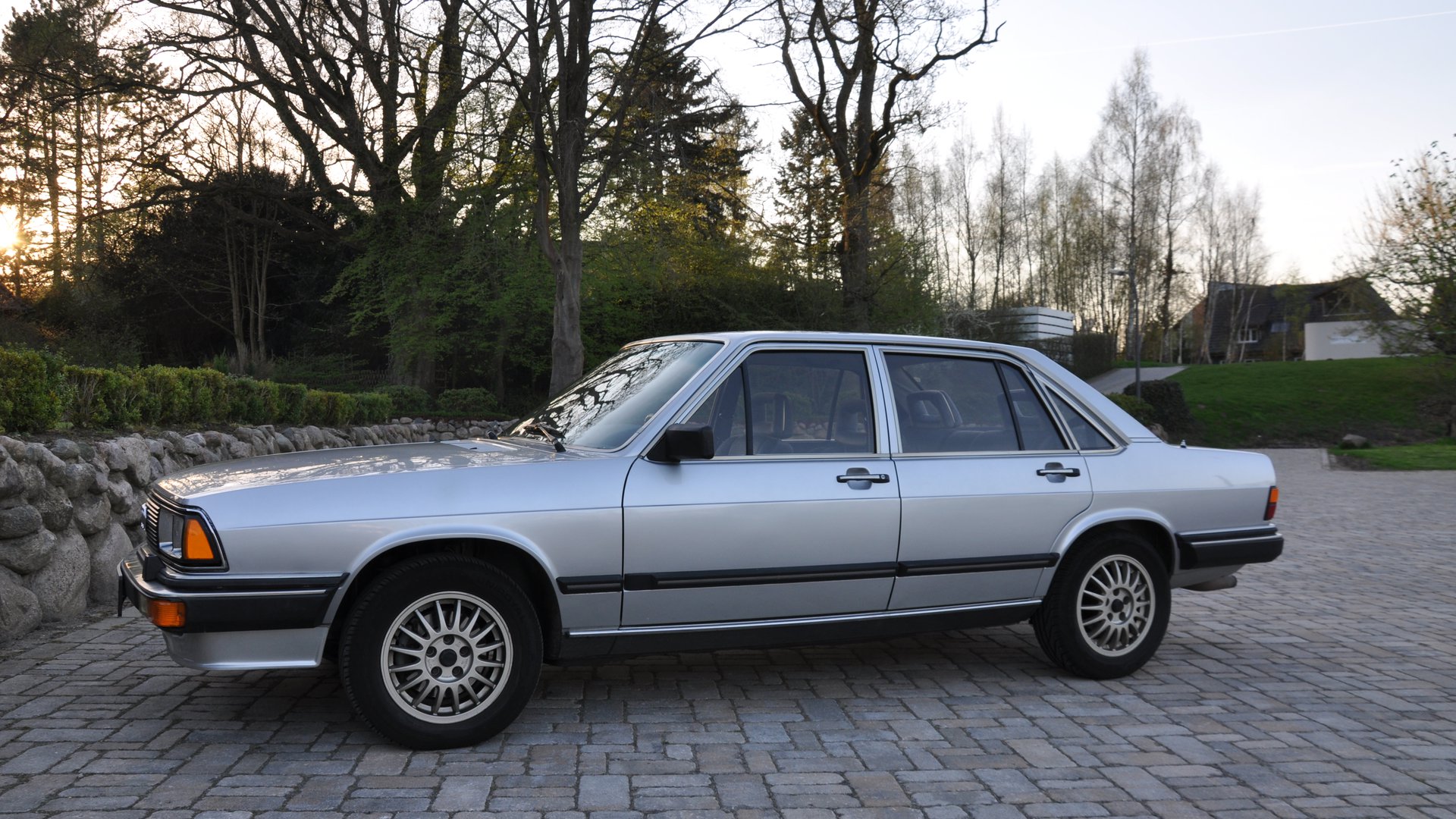 Audi 200 5T Turbo | Carracho-Classics