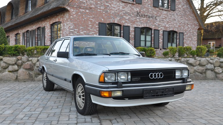 Audi 200 5T Turbo | Carracho-Classics